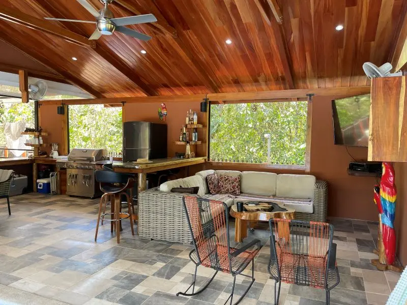 Tropical 3BR Jungle Retreat photo 8