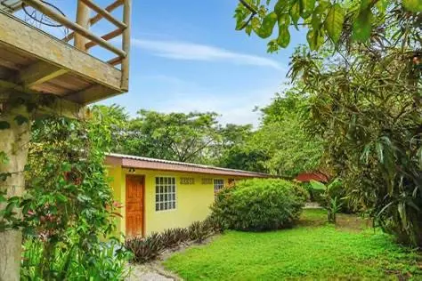 Hotel & Retreat Center in Tambor photo 4