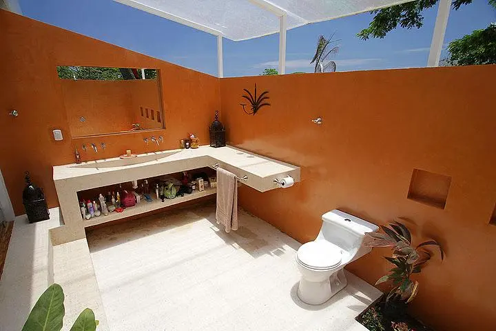 Eco-Friendly Tropical Home photo 15