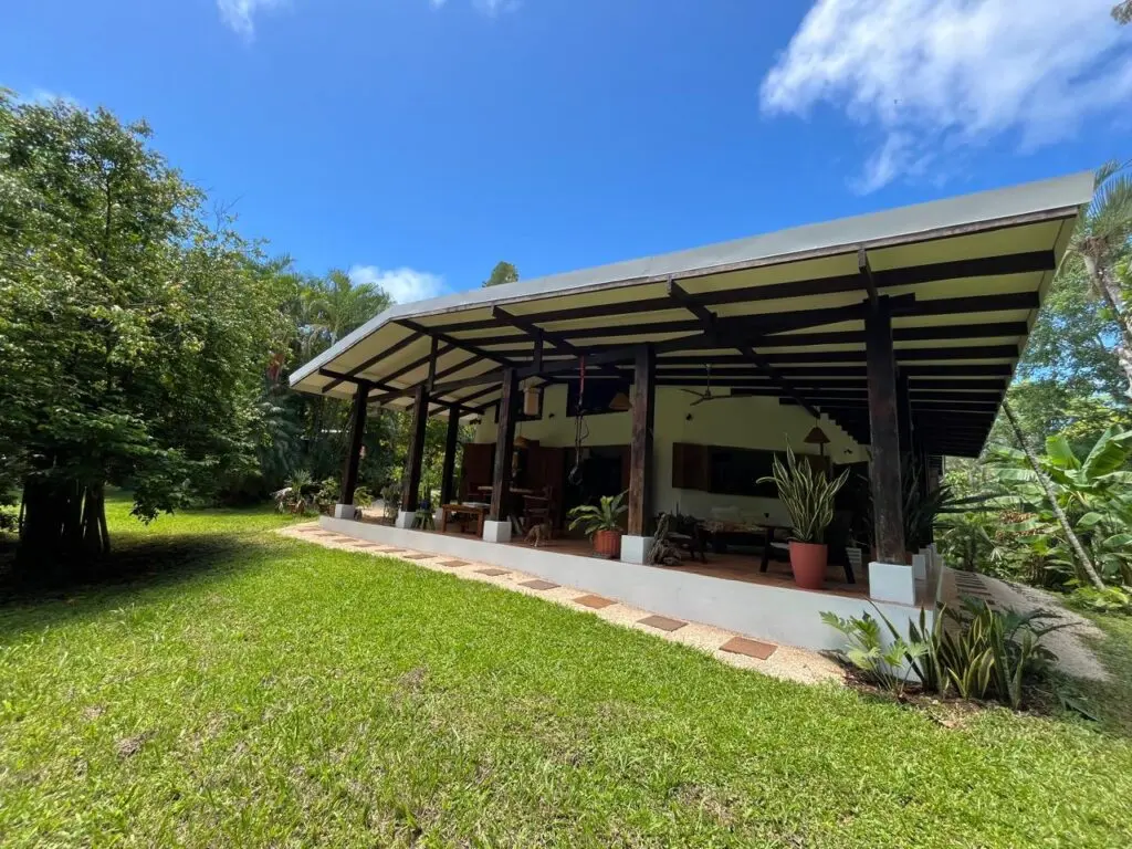 Charming Home & Restaurant in Montezuma photo 3