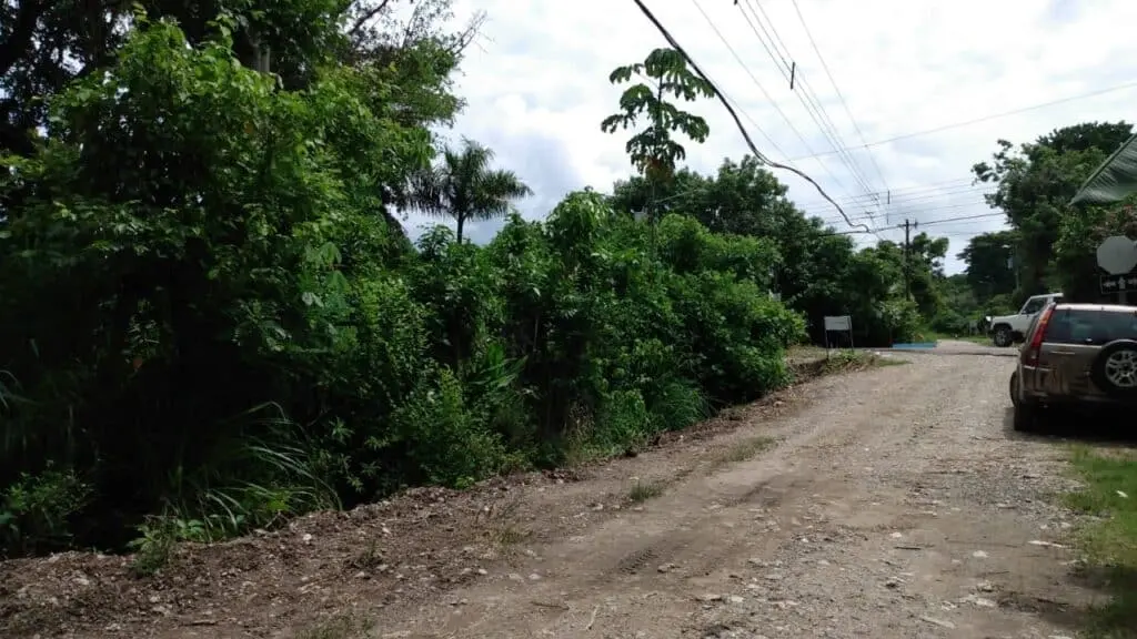 Cabuya Corner Lot 100m from Beach photo 3