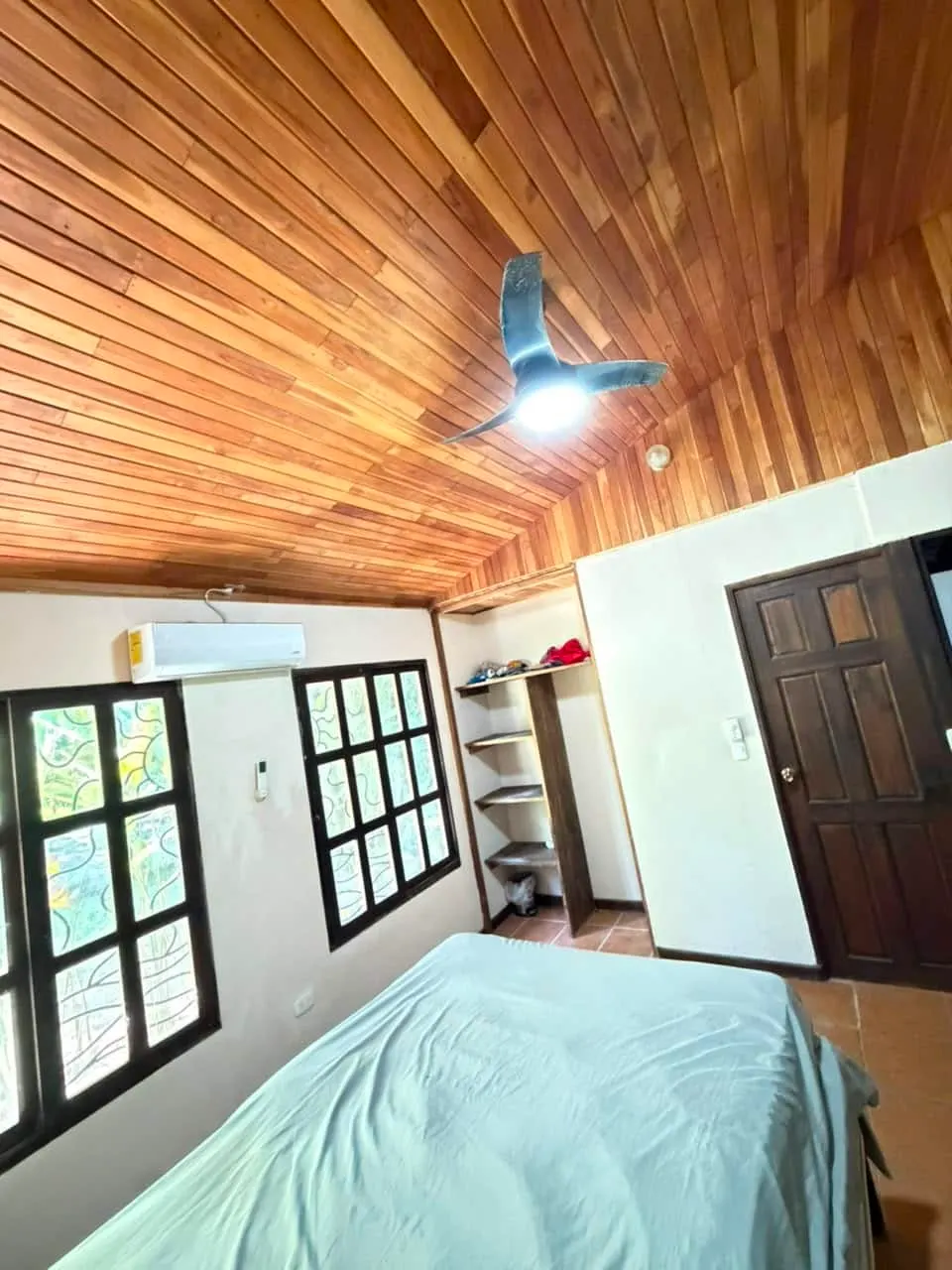 Fenced 3BR Home with Jacuzzi Near Cabo Blanco, Cabuya photo 12