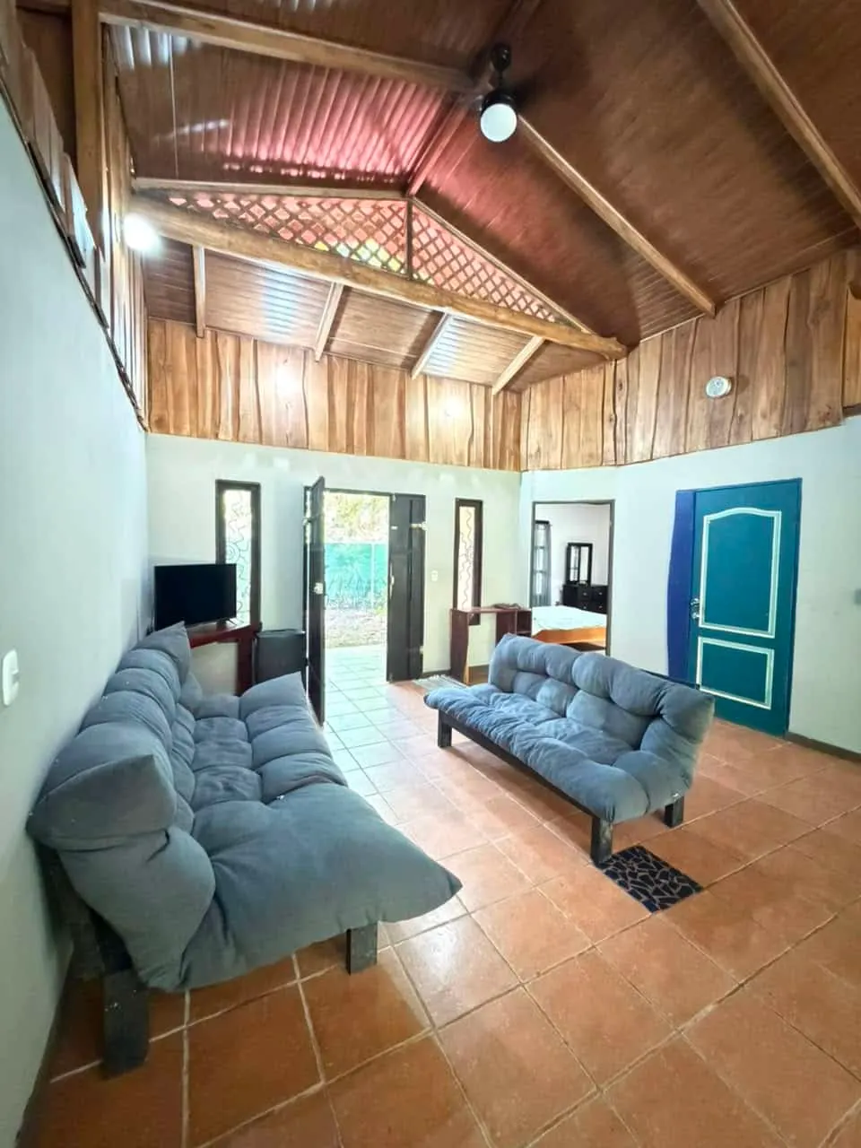 Fenced 3BR Home with Jacuzzi Near Cabo Blanco, Cabuya photo 2