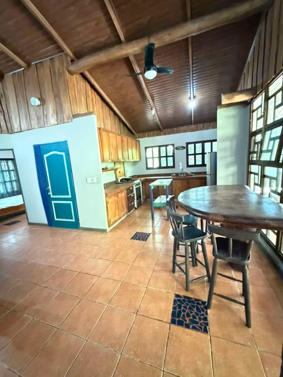 Fenced 3BR Home with Jacuzzi Near Cabo Blanco, Cabuya photo 3