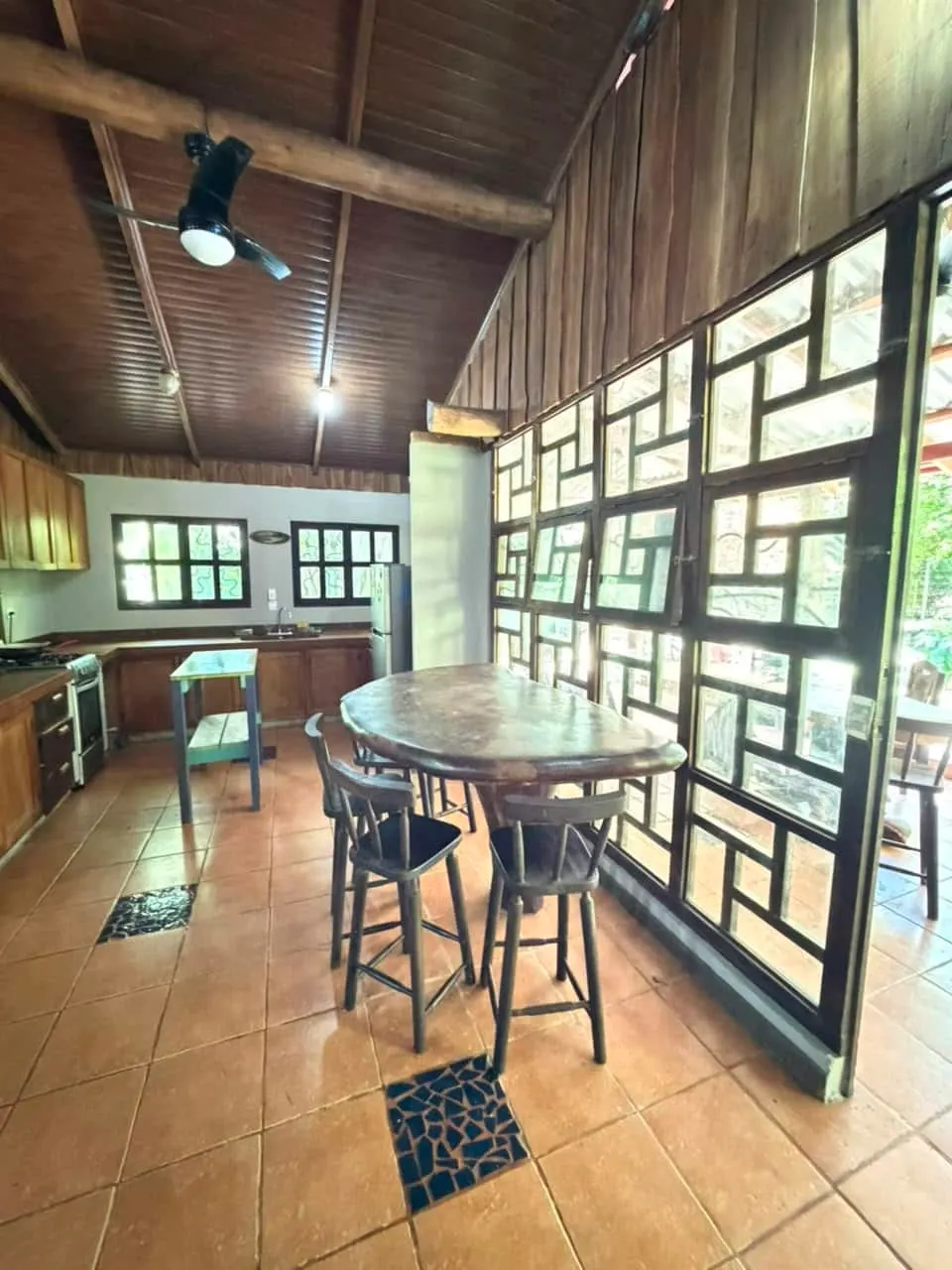 Fenced 3BR Home with Jacuzzi Near Cabo Blanco, Cabuya photo 5