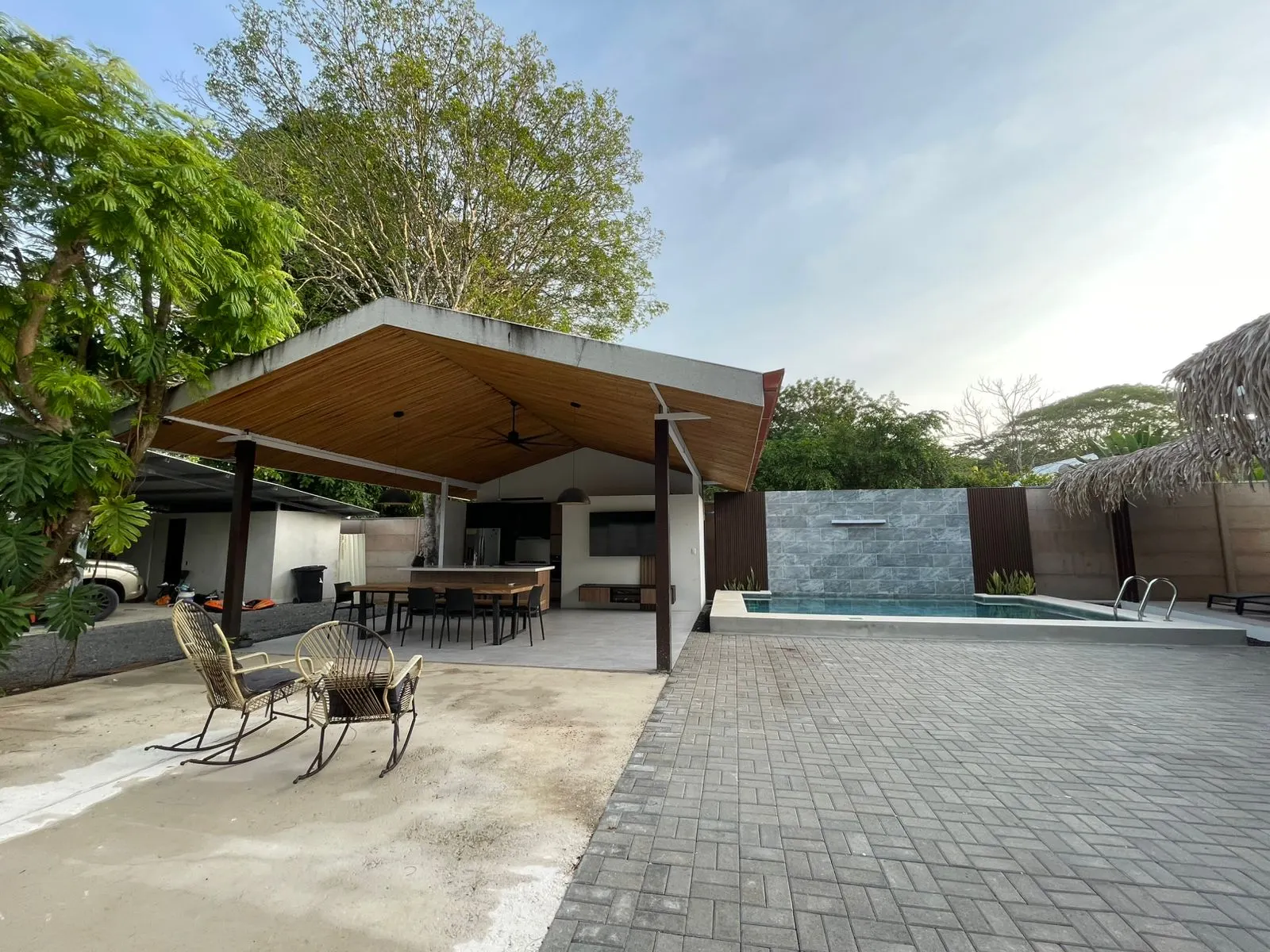 Newly Built Modern Home with Saltwater Pool in Cabuya photo 3