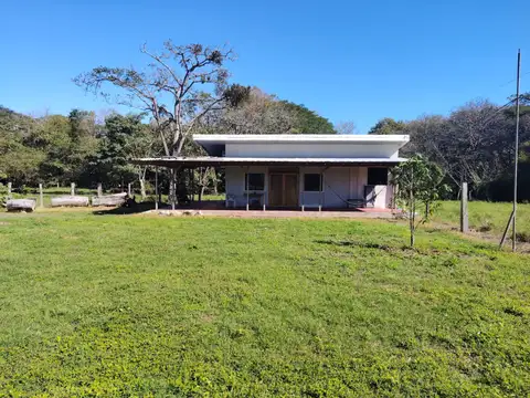 New Main-Road Home Two Minutes from Playa Cabuya in Cabuya, Costa Rica