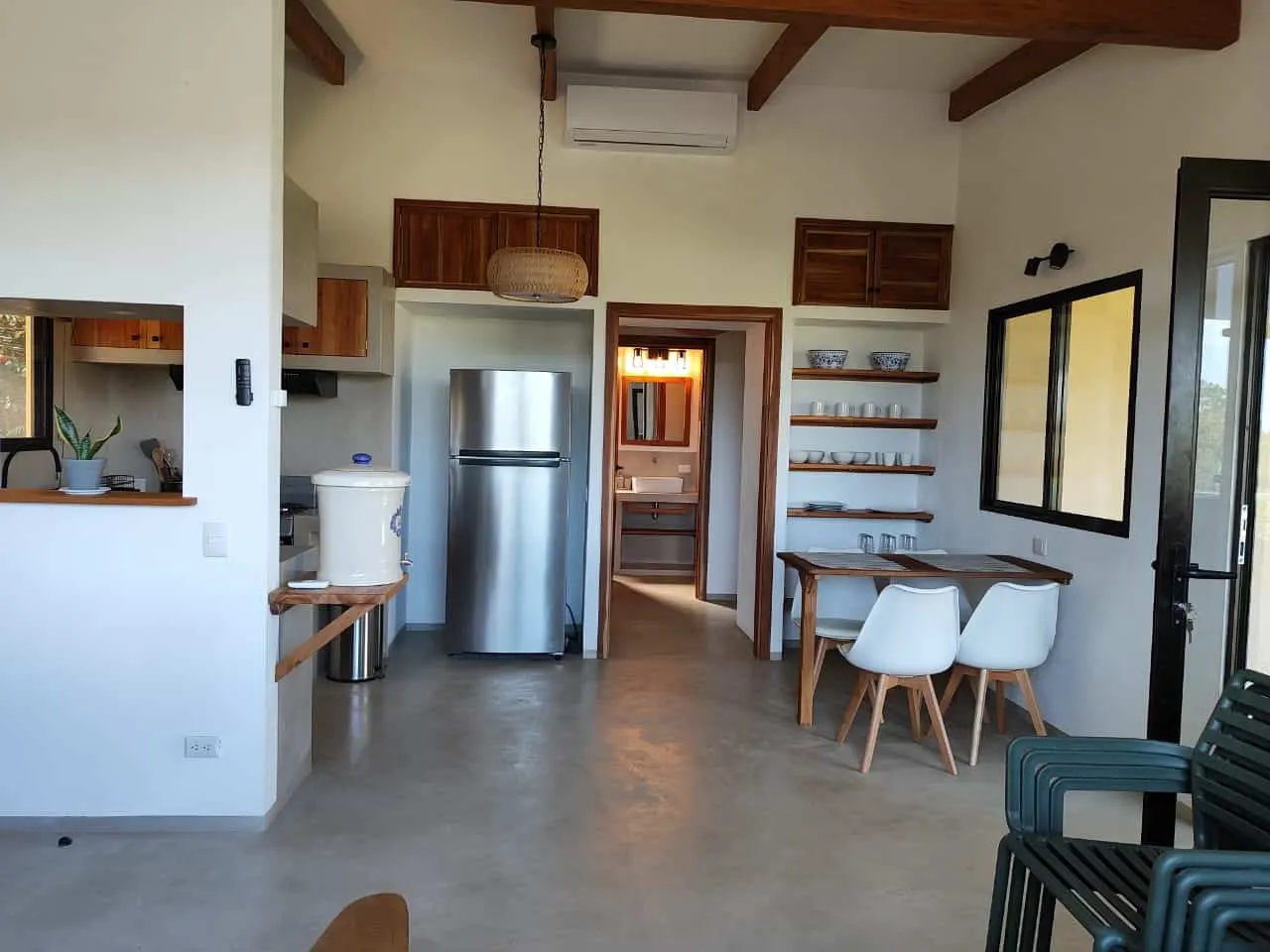 Turnkey 2025-Built Modern Home in Cabuya photo 5
