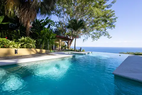 Ocean-View Estate with Infinity Pool and Guest Casita in Montezuma in Montezuma, Costa Rica
