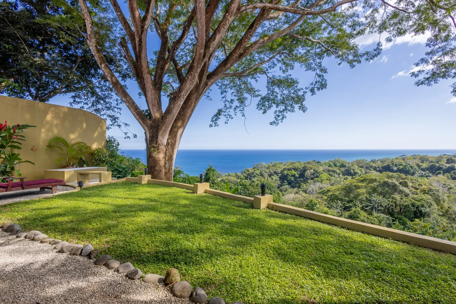 Ocean-View Estate with Infinity Pool and Guest Casita in Montezuma photo 2