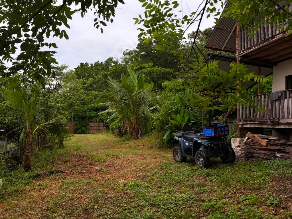Teak-Framed 2BR Home with Buildable Road Frontage in Cabuya photo 3