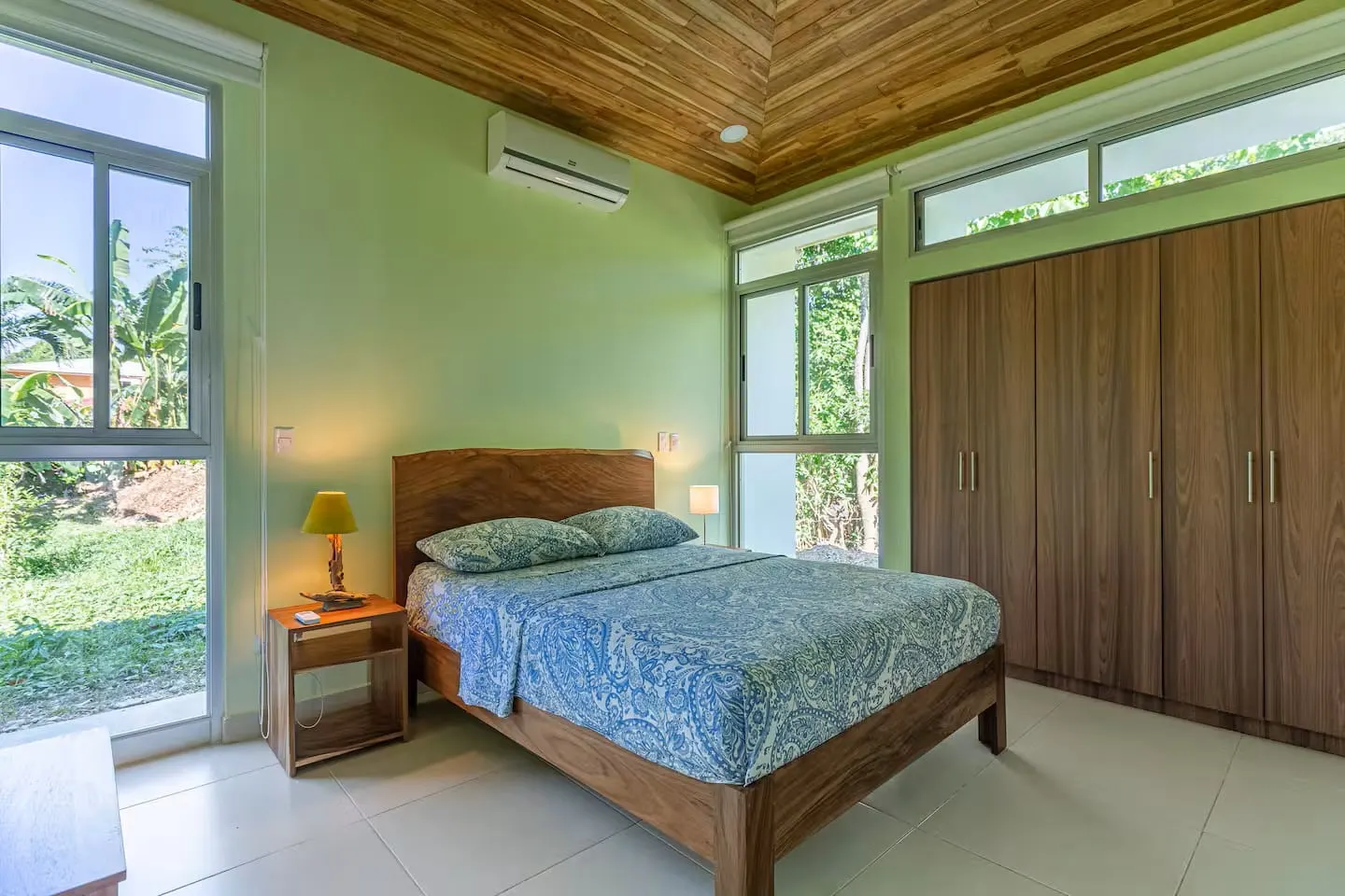 Two-Home Family Estate 300 m from the Beach in Mal Pais photo 7